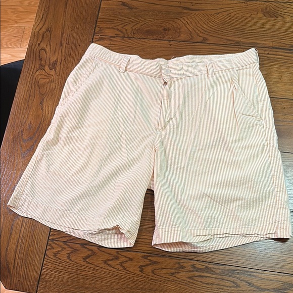 Men's Striped Seersucker Shorts - Picture 1 of 4